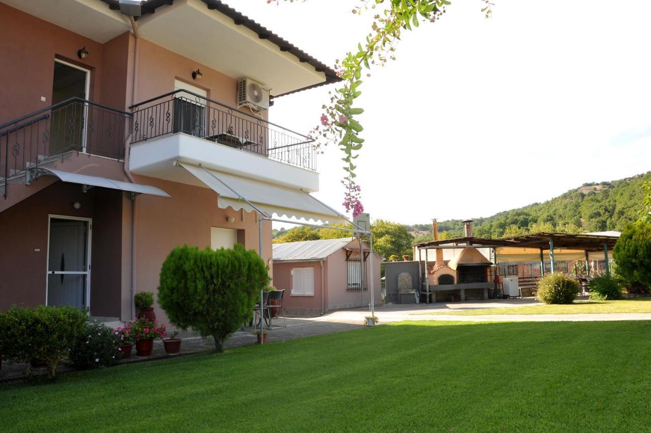 The Other Side Of Meteora With Lush Garden, Bbq & Pavillion Kalambaka Bagian luar foto